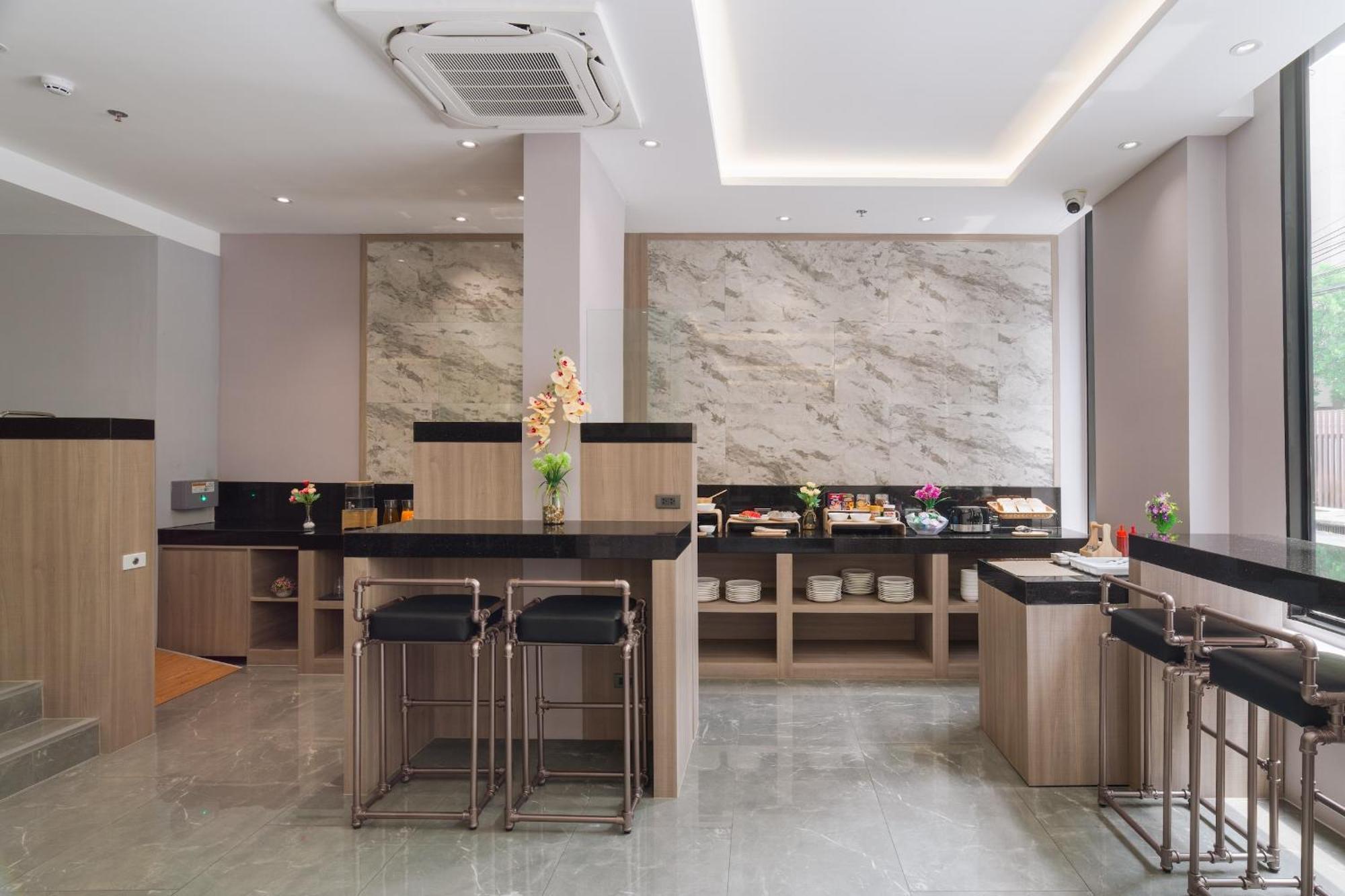 T2 The Portal Sukhumvit Hotel Bangkok Luaran gambar