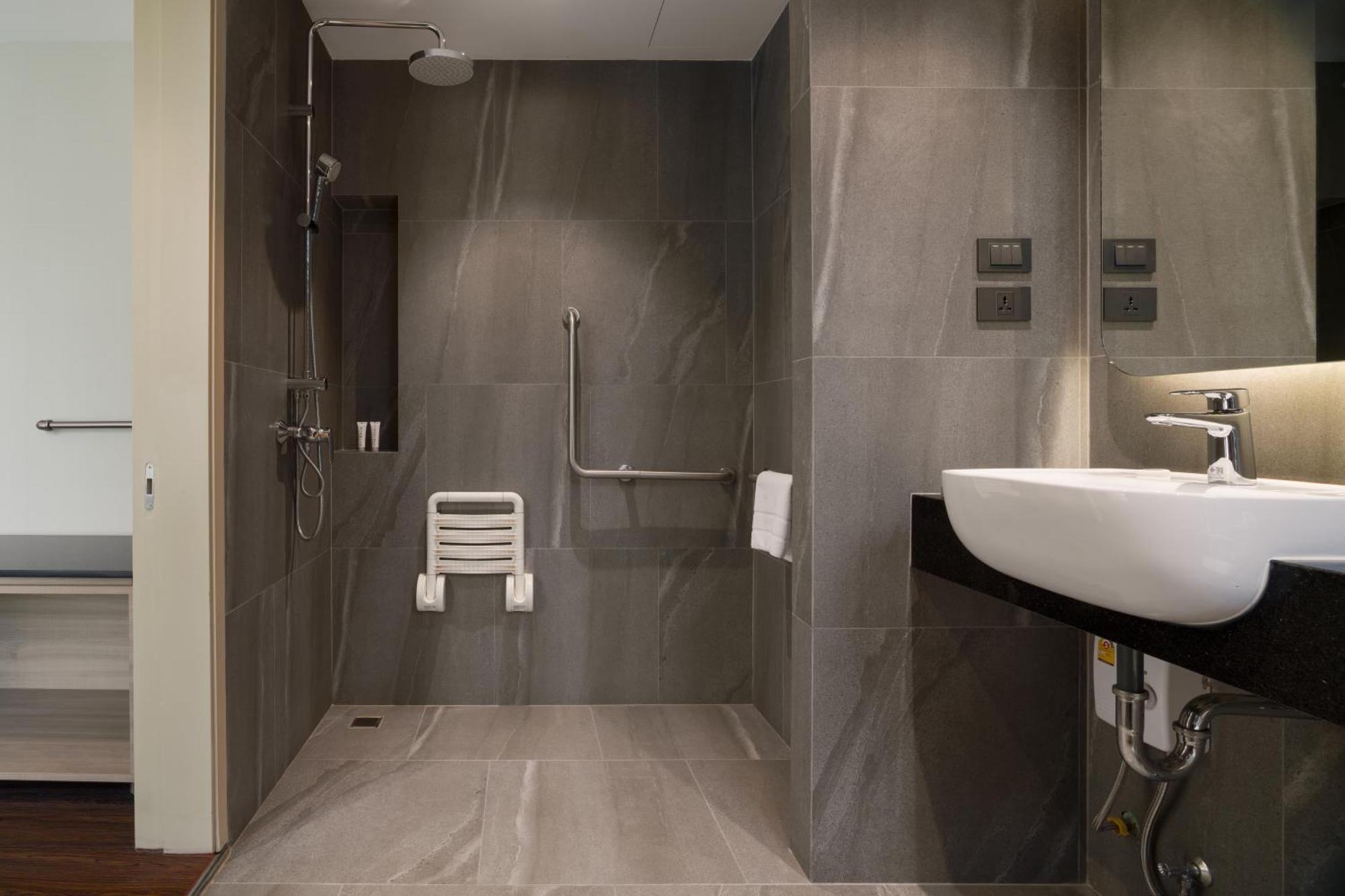 T2 The Portal Sukhumvit Hotel Bangkok Luaran gambar